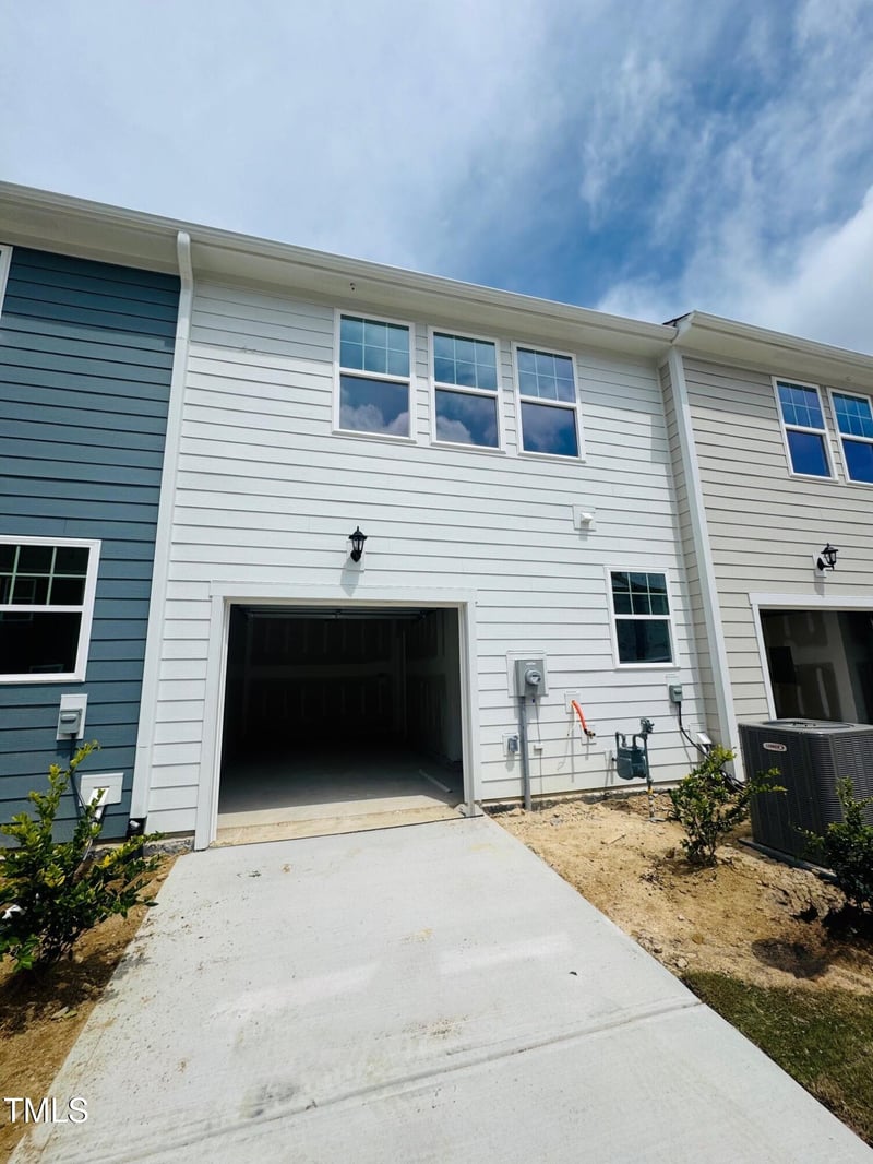 348 Church St #51, Wendell, NC 27591