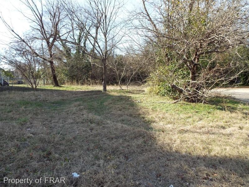 348 Gillespie St, Fayetteville, NC 28301