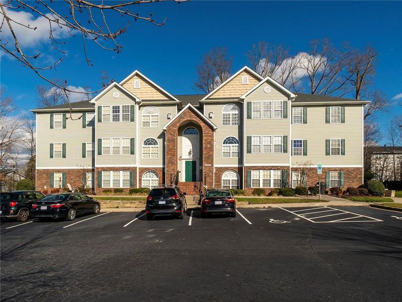 3483 Forestdale Dr #3D, Burlington, NC 27215