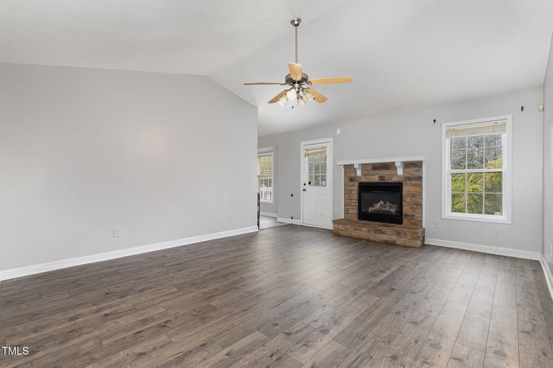 3485 Green Valley Rd, Fayetteville, NC 28311