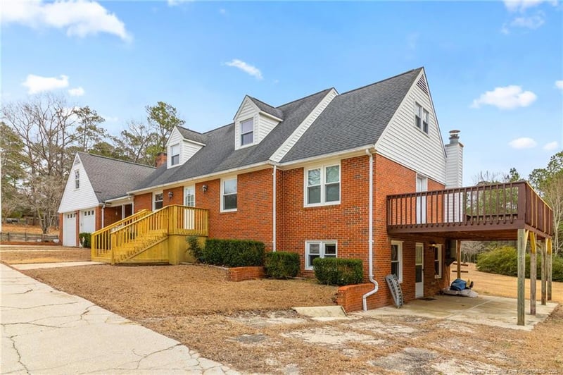 3488 School Rd, Fayetteville, NC 28306