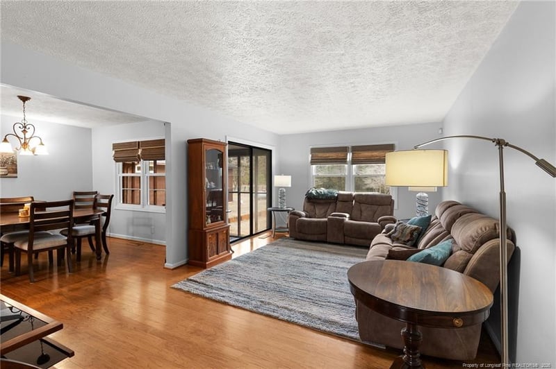 3488 School Rd, Fayetteville, NC 28306