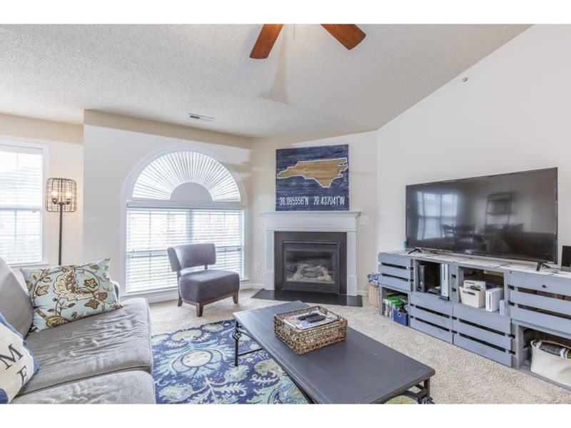 3489 3D Forestdale Dr, Burlington, NC 27215