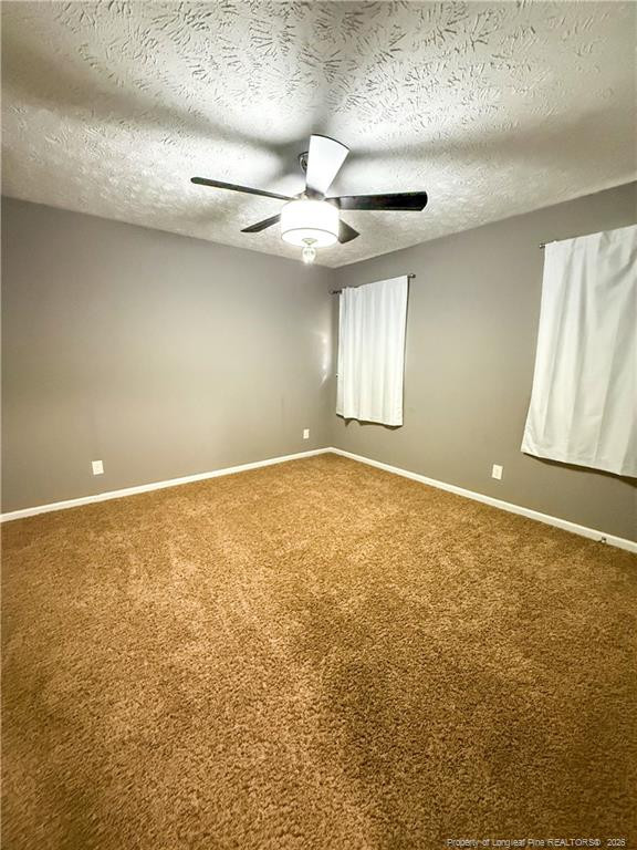 3489 Thorndike Dr, Fayetteville, NC 28311