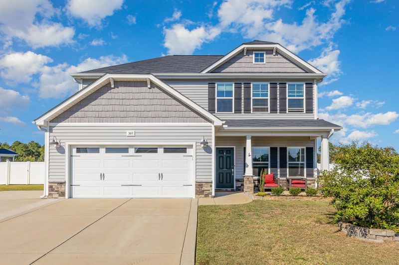 349 Gadson Dr, Hope Mills, NC 28348