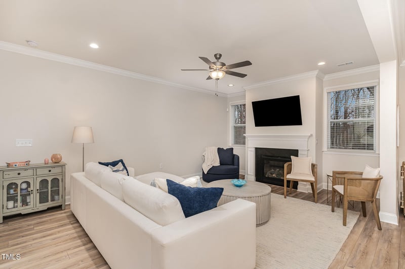 349 Shadow Falls Dr, Wendell, NC 27591