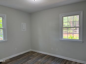 349 Strickland Hinton Rd, Zebulon, NC 27597