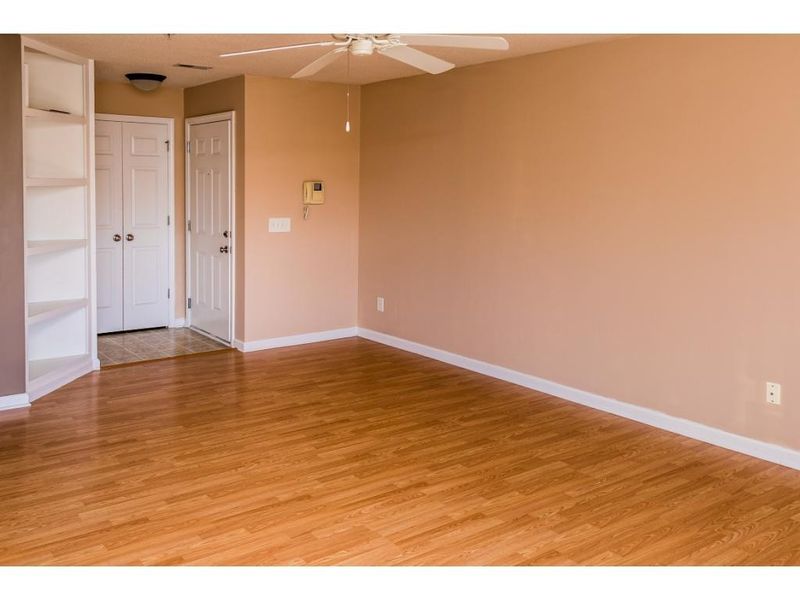 3491 Forestdale Dr 2c, Burlington, NC 27215