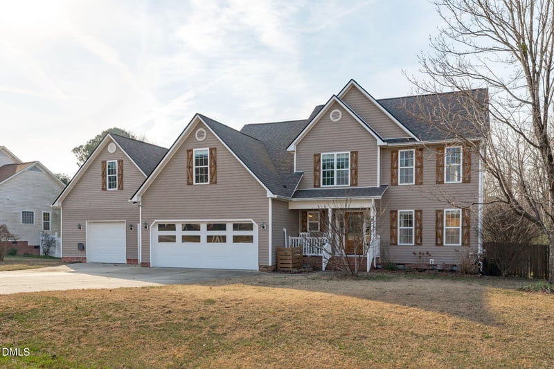 35 Adrian St, Holly Springs, NC 27540