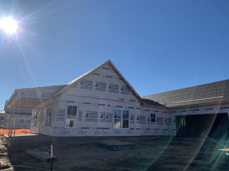 35 W Battery Cir, Selma, NC 27576