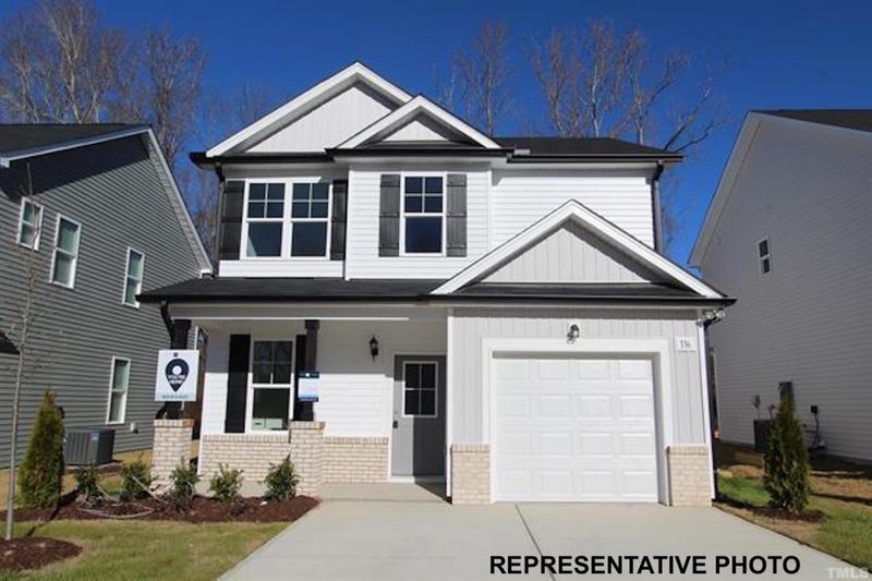 35 Bluestar Ct, Clayton, NC 27520