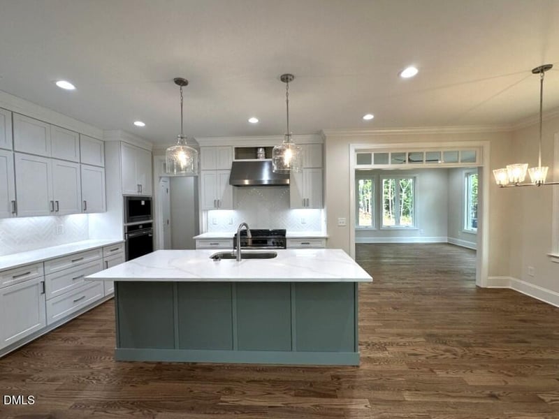 35 Broadleaf Ln, Youngsville, NC 27596