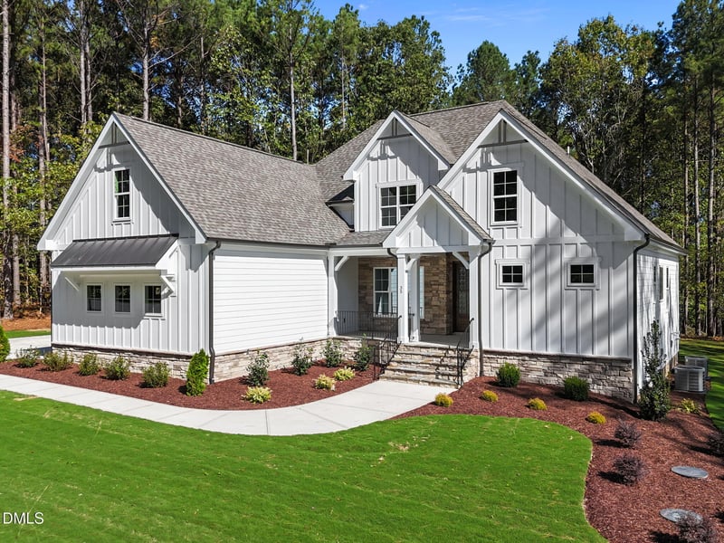 35 Broadleaf Ln, Youngsville, NC 27596