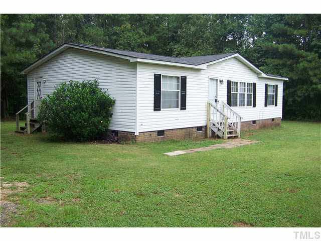 35 Castlebury Ln, Franklinton, NC 27525