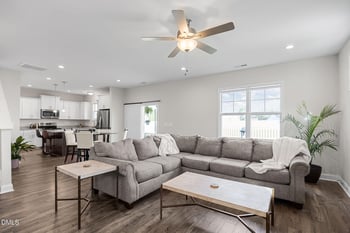 35 Cinnamon Teal Dr, Selma, NC 27576