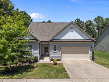 35 Clubhouse Dr, Youngsville, NC 27596