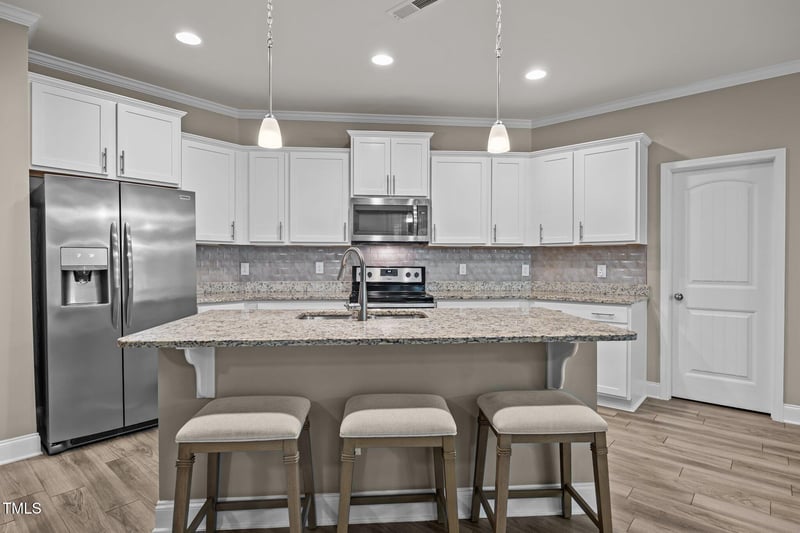 35 Clubhouse Dr, Youngsville, NC 27596