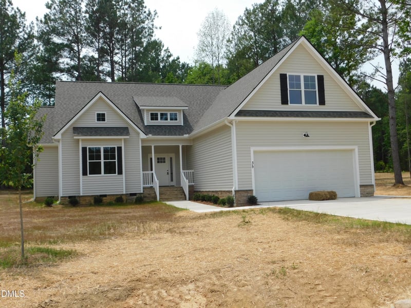 35 Copper Penny Rd, Zebulon, NC 27597