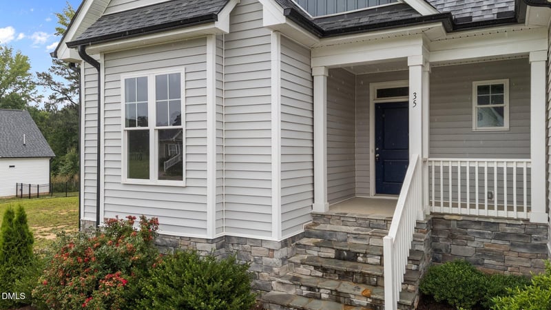35 Courtland Dr, Louisburg, NC 27549