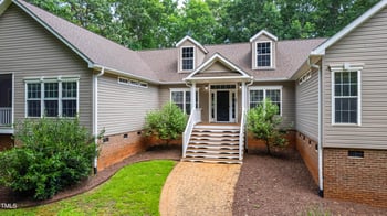 35 Creekstone Ct, Holly Springs, NC 27540
