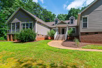 35 Creekstone Ct, Holly Springs, NC 27540