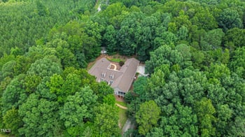 35 Creekstone Ct, Holly Springs, NC 27540