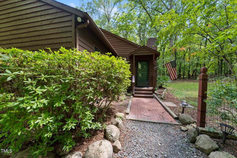 35 Cub Creek Rd, Chapel Hill, NC 27517