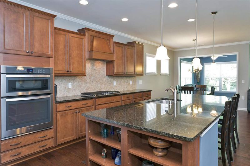 35 Currituck Ln, Durham, NC 27703