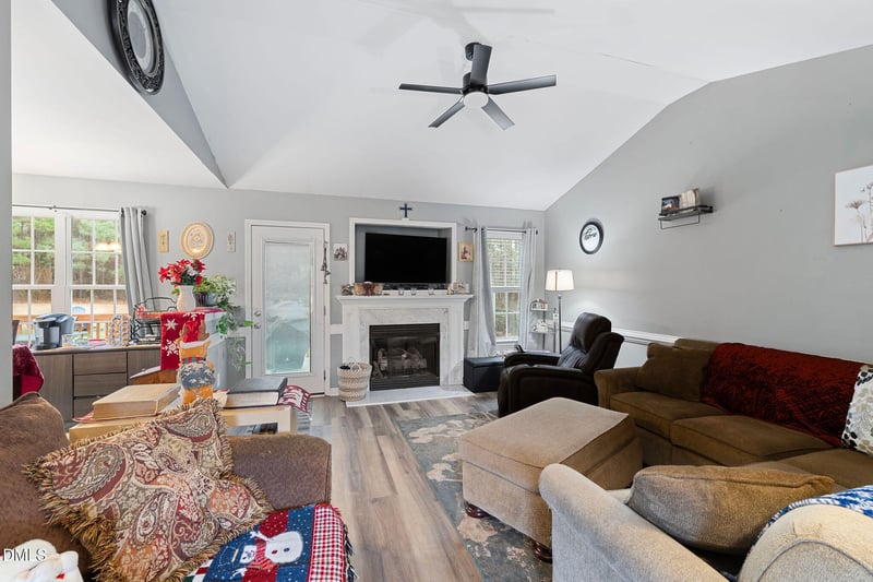 35 Dandelion Green Ct, Selma, NC 27576