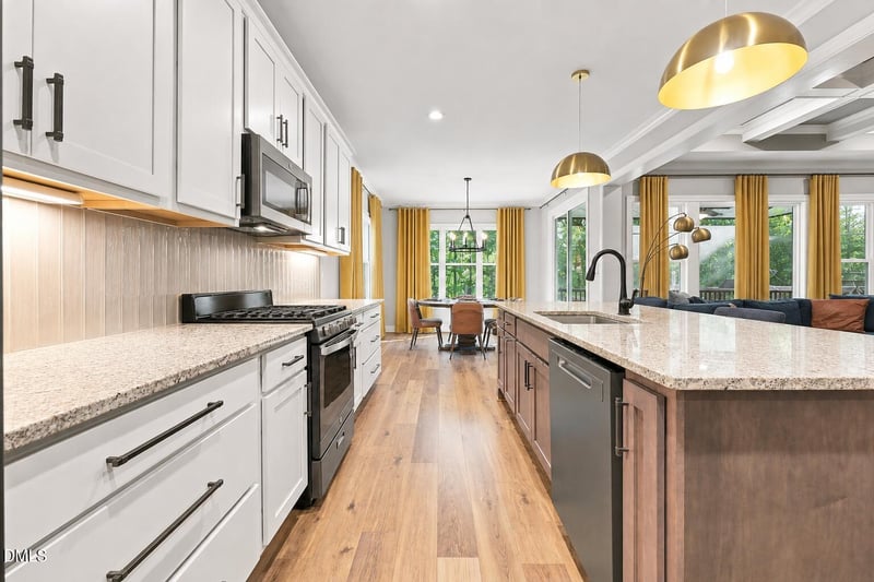 35 Deacon Ridge Ln, Youngsville, NC 27596