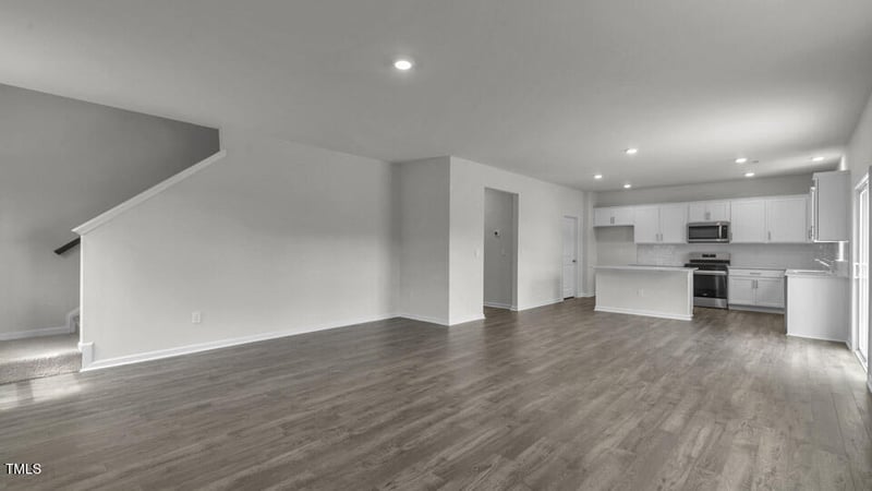 35 Esther Ct, Lillington, NC 27546