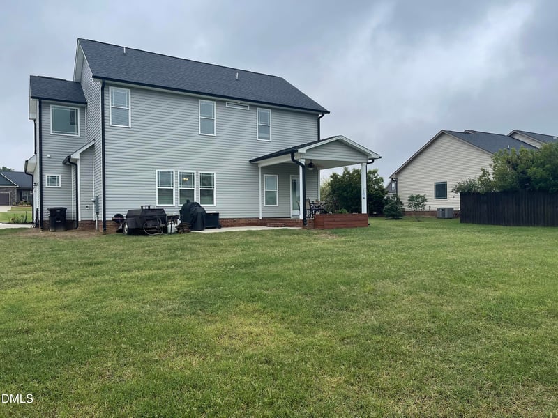 35 Fisher Rd, Lillington, NC 27546