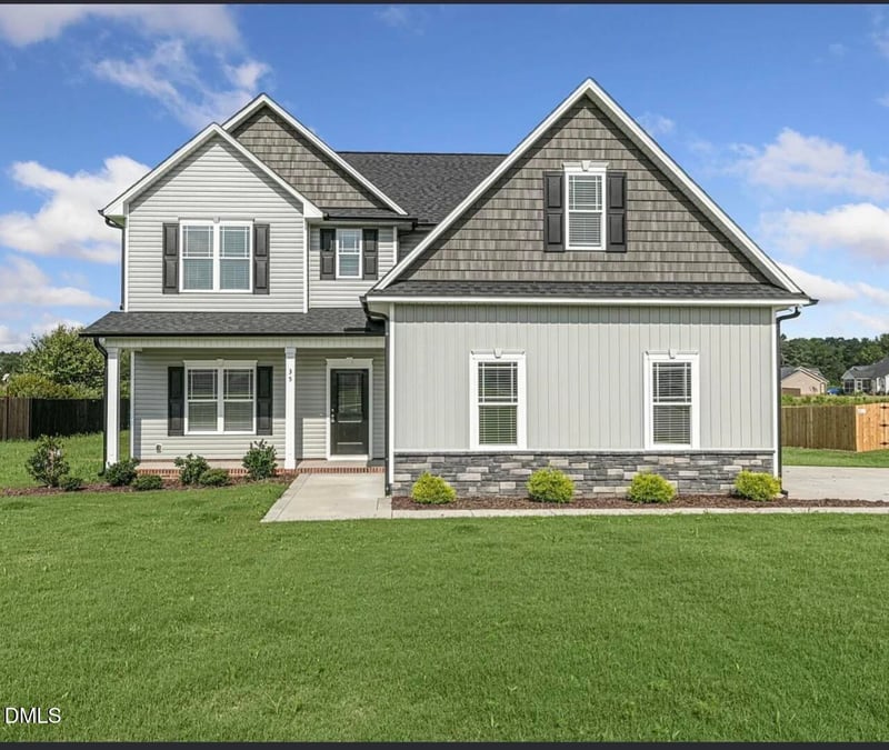 35 Fisher Rd, Lillington, NC 27546