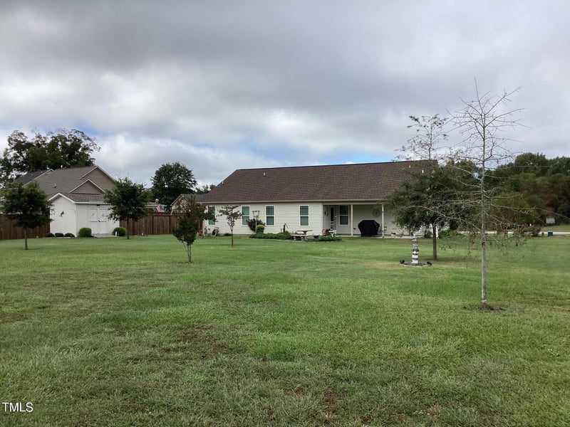 35 Freshwater Dr, Willow Springs, NC 27592