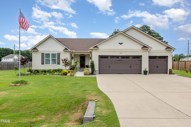 35 Freshwater Dr, Willow Springs, NC 27592