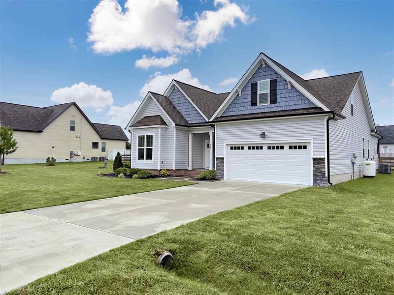 35 Hall Dr, Youngsville, NC 27596