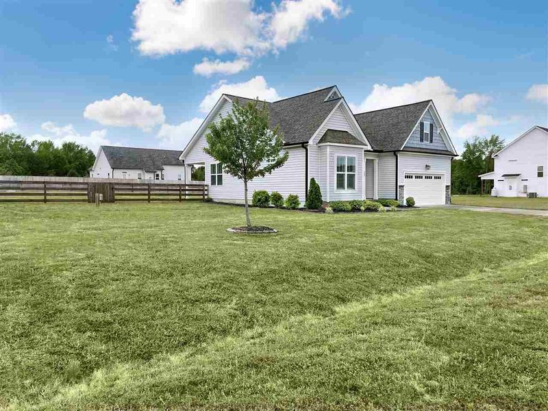 35 Hall Dr, Youngsville, NC 27596