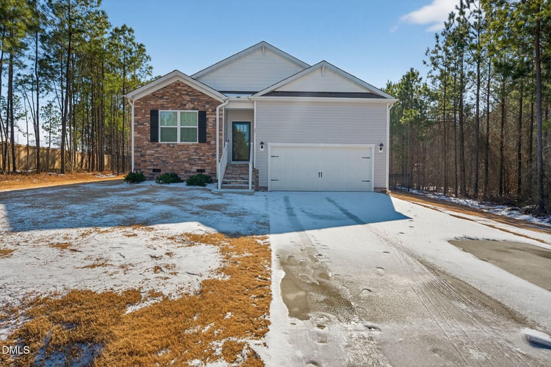 35 Hickory Hollow Cir, Youngsville, NC 27596
