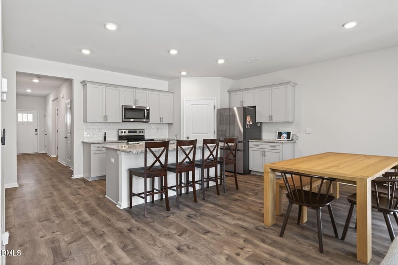 35 Hickory Hollow Cir, Youngsville, NC 27596