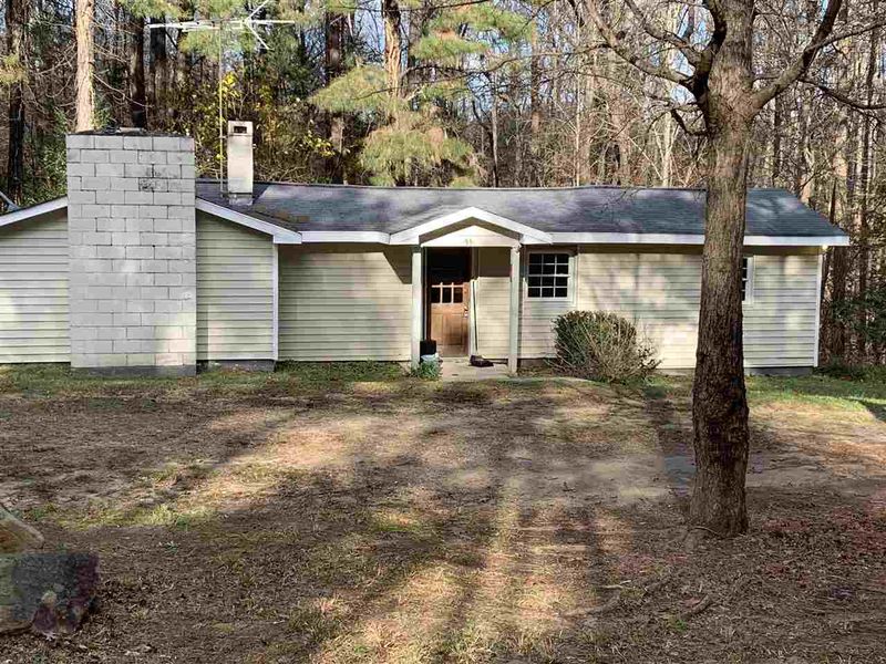 35 Hillside St, Franklinton, NC 27525