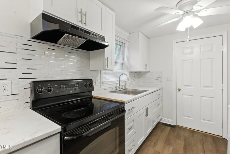 35 James St, Angier, NC 27501