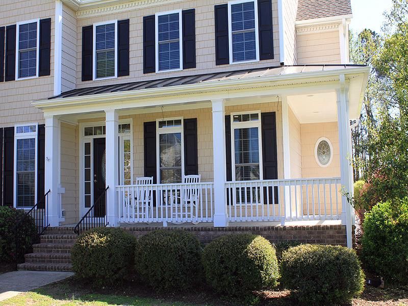 35 Live Oak Dr, Louisburg, NC 27549