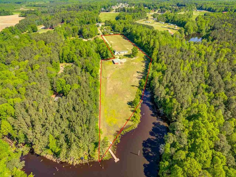 35 Maegan Dr, Youngsville, NC 27596
