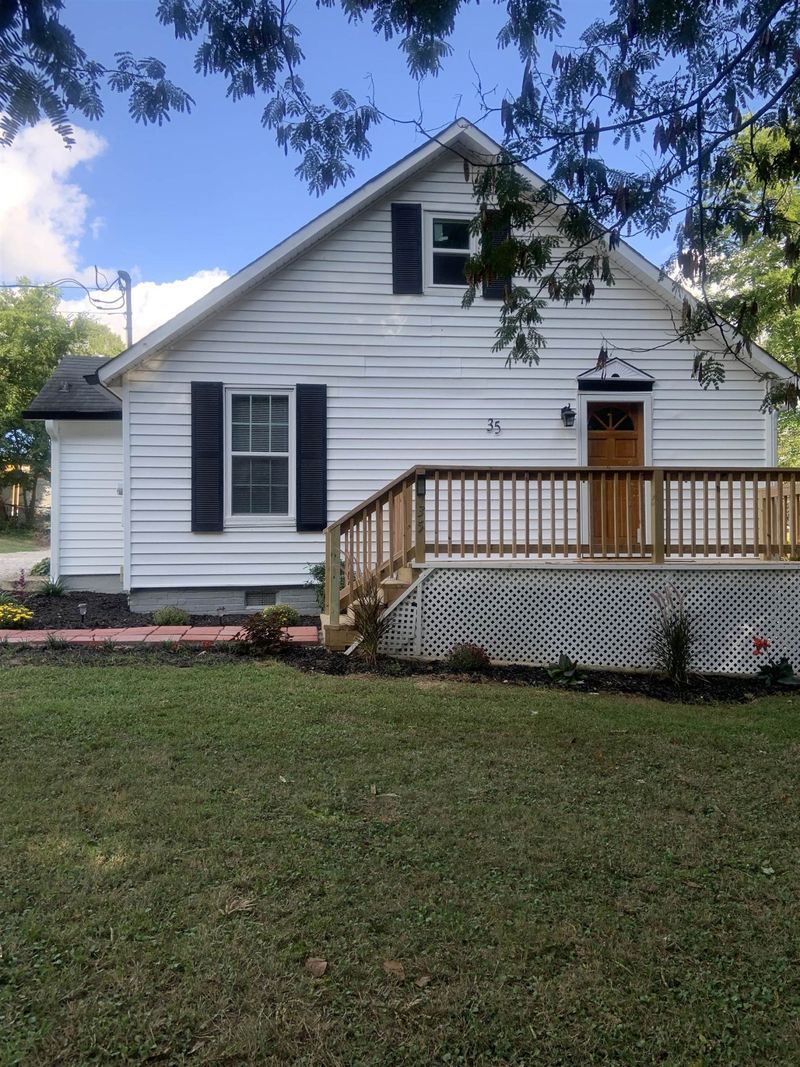 35 Main Cir, Roxboro, NC 27573