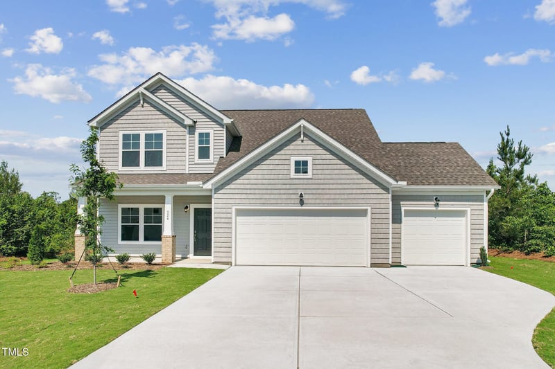 35 Oak Meadow Ln, Angier, NC 27501