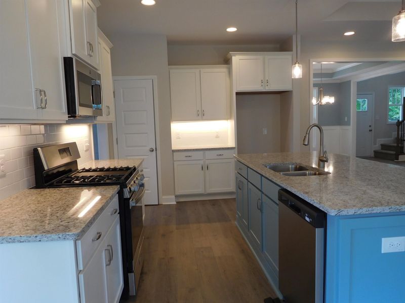 35 Old Whitley Rd, Wendell, NC 27591