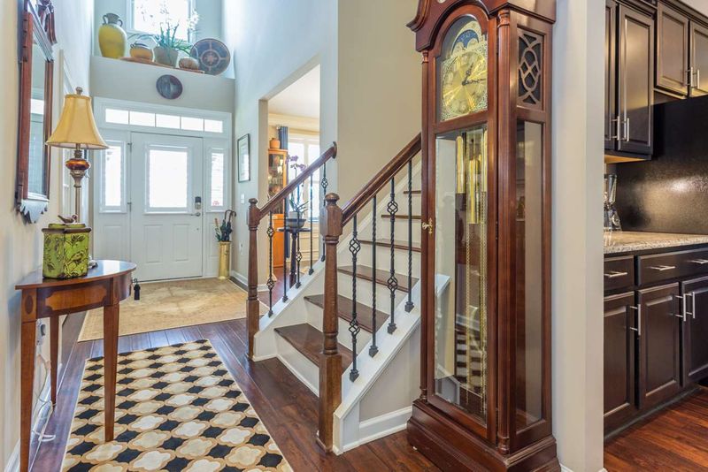 35 S Orchard Dr, Clayton, NC 27527