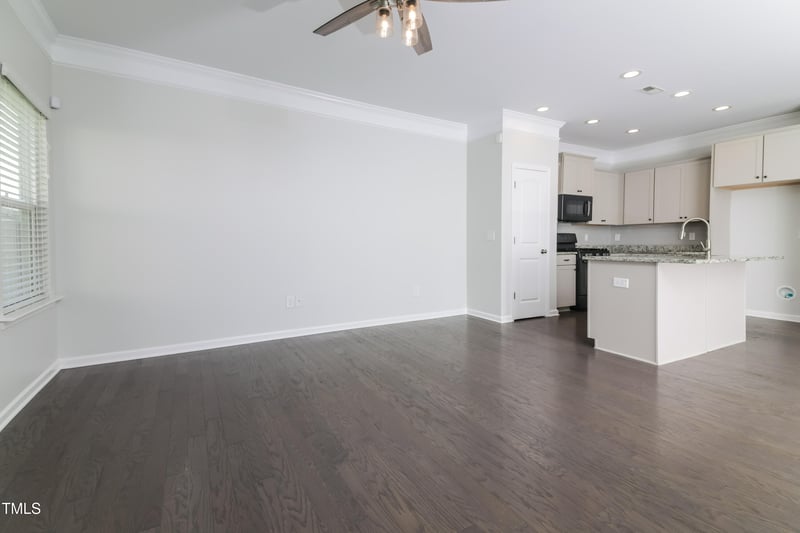 35 Pathway Dr, Clayton, NC 27527