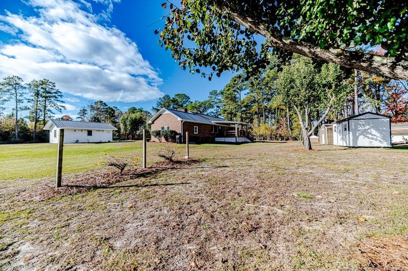 35 Rafter Creek Ln, Sanford, NC 27332
