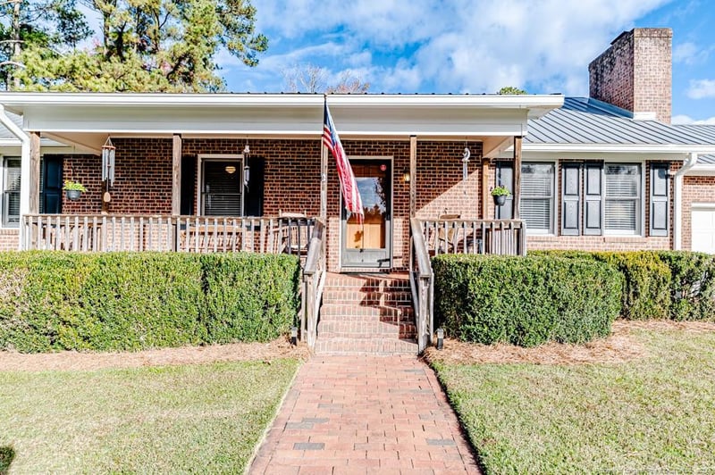35 Rafter Creek Ln, Sanford, NC 27332